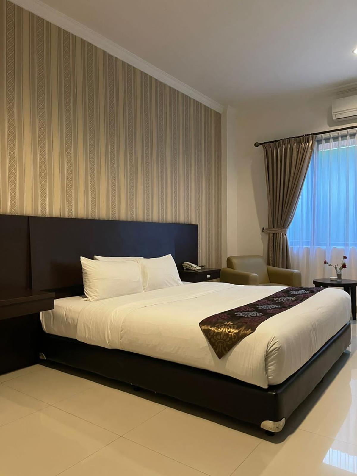 Hotel Aresidencia Sei Putih